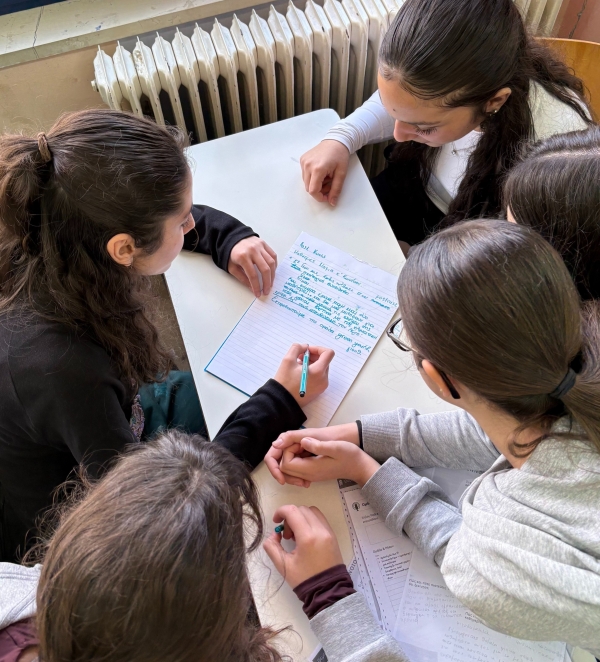 &Epsilon;&kappa;&pi;&alpha;&iota;&delta;&epsilon;&upsilon;&tau;&iota;&kappa;ό &pi;&rho;ό&gamma;&rho;&alpha;&mu;&mu;&alpha; &laquo;Green Optimism&raquo;: &Kappa;&alpha;&lambda;&lambda;&iota;&epsilon;&rho;&gamma;ώ&nu;&tau;&alpha;&sigmaf; &epsilon;&nu;&epsilon;&rho;&gamma;ά &tau;&eta;&nu; &omicron;&iota;&kappa;&omicron;&lambda;&omicron;&gamma;&iota;&kappa;ή &alpha;&iota;&sigma;&iota;&omicron;&delta;&omicron;&xi;ί&alpha; &sigma;&tau;&alpha; &sigma;&chi;&omicron;&lambda;&epsilon;ί&alpha;