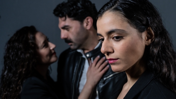 "&Alpha;&Kappa;&Alpha;&Nu;&Theta;&Omega;&Delta;&Eta;&Sigma;" &tau;&eta;&sigmaf; &Zeta;&alpha;&chi;&alpha;&rho;&omicron;ύ&lambda;&alpha;&sigmaf; &Chi;&rho;ό&nu;&eta; | &Mu;&iota;&alpha; &pi;&alpha;&rho;ά&sigma;&tau;&alpha;&sigma;&eta; &gamma;&iota;&alpha; &tau;&eta;&nu; &gamma;&upsilon;&nu;&alpha;&iota;&kappa;&omicron;&kappa;&tau;&omicron;&nu;ί&alpha; | &Theta;&Epsilon;&Alpha;&Tau;&Rho;&Omicron; NOŪS | &Pi;&rho;&epsilon;&mu;&iota;έ&rho;&alpha; &Pi;έ&mu;&pi;&tau;&eta; 14 &Mu;&alpha;&rho;&tau;ί&omicron;&upsilon;