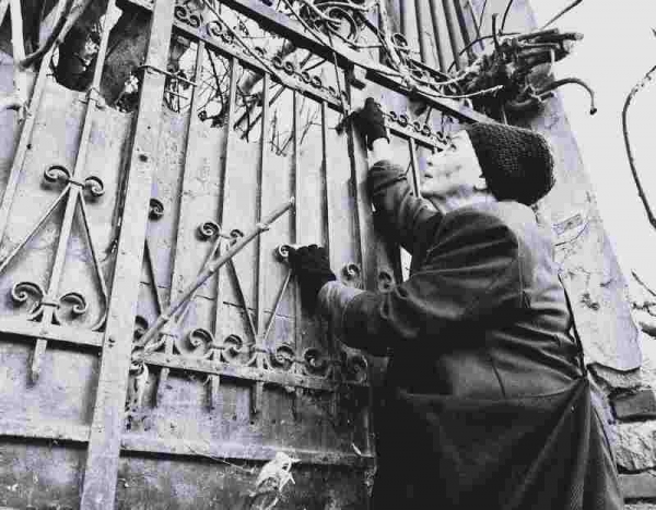 &Epsilon;ί&delta;&alpha;&mu;&epsilon; &tau;&eta;&nu; &pi;&alpha;&rho;ά&sigma;&tau;&alpha;&sigma;&eta; AMBER ALERT &sigma;&tau;&omicron; &theta;έ&alpha;&tau;&rho;&omicron; &Beta;&iota;&kappa;&tau;ώ&rho;&iota;&alpha;.