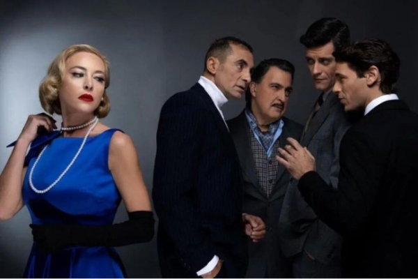 &Epsilon;ί&delta;&alpha;&mu;&epsilon; &tau;&eta;&nu; &pi;&alpha;&rho;ά&sigma;&tau;&alpha;&sigma;&eta; &Sigma;&tau;&omicron; &pi;έ&mu;&pi;&tau;&omicron; &sigma;&kappa;&alpha;&lambda;&omicron;&pi;ά&tau;&iota; &sigma;&tau;&omicron; &theta;έ&alpha;&tau;&rho;&omicron; &Alpha;&theta;&eta;&nu;ά.