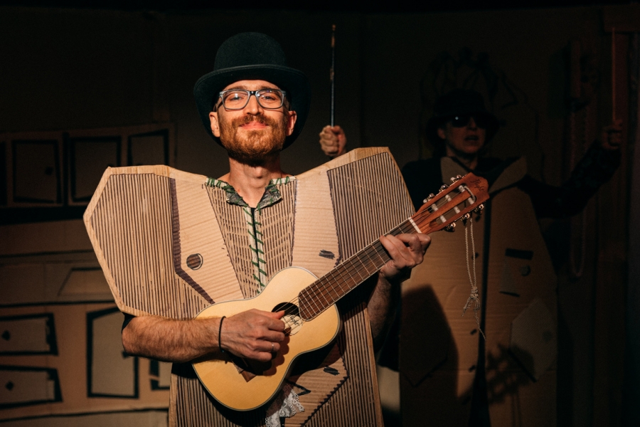 &Theta;&Epsilon;&Alpha;&Tau;&Rho;&Omicron; &Gamma;&Iota;&Alpha; &Pi;&Alpha;&Iota;&Delta;&Iota;&Alpha; |&laquo;&Eta; &Sigma;&omicron;&lambda;&omicron;&mu;ώ&nu;&tau;&epsilon;&iota;&alpha; &Lambda;ύ&sigma;&eta;&raquo; &tau;&omicron;&upsilon; &Gamma;&iota;ά&nu;&nu;&eta; &Kappa;&alpha;&lambda;&alpha;&tau;&zeta;ό&pi;&omicron;&upsilon;&lambda;&omicron;&upsilon; | &Alpha;&pi;ό 22/10 &sigma;&tau;&omicron; &Theta;έ&alpha;&tau;&rho;&omicron; Ά&beta;&alpha;&tau;&omicron;&nu;