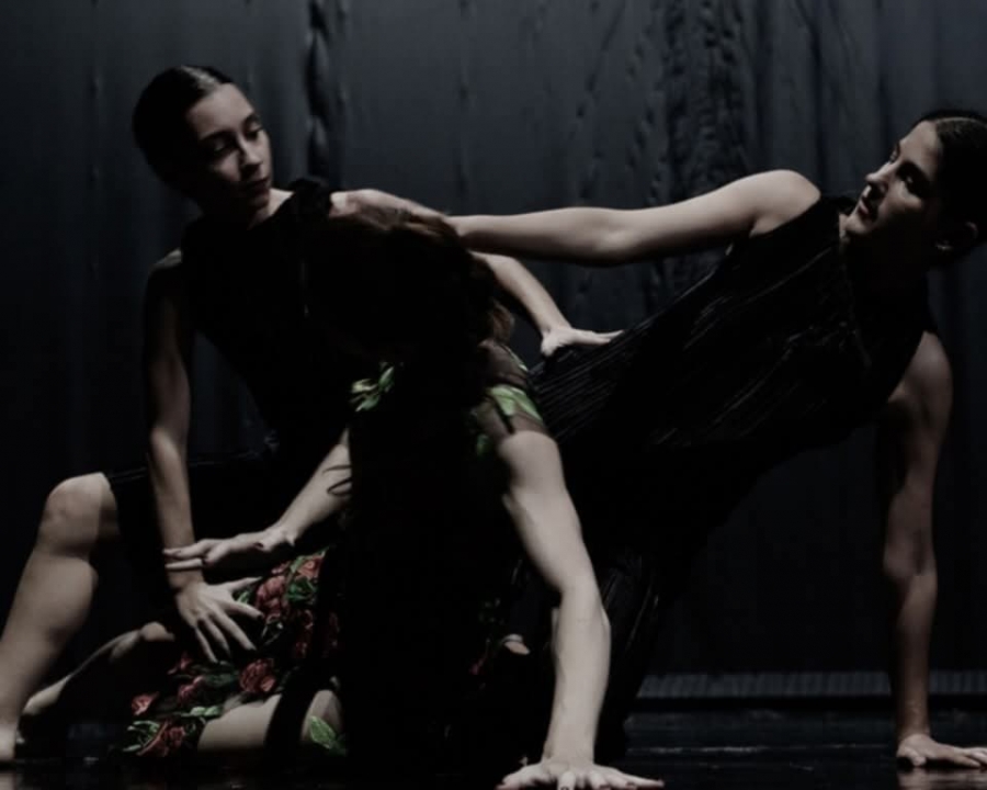 &Epsilon;ί&delta;&alpha;&mu;&epsilon; &tau;&omicron; Invisible me &sigma;&tau;&omicron; &theta;έ&alpha;&tau;&rho;&omicron; &Rho;&omicron;έ&sigmaf;