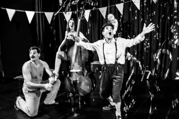 &Sigma;ύ&nu;&epsilon;&nu;&tau;&epsilon;&upsilon;&xi;&eta; &tau;&omega;&nu; &sigma;&upsilon;&nu;&tau;&epsilon;&lambda;&epsilon;&sigma;&tau;ώ&nu; &tau;&eta;&sigmaf; &pi;&alpha;&rho;ά&sigma;&tau;&alpha;&sigma;&eta;&sigmaf; "&Pi;&epsilon;&rho;&iota;&omicron;&delta;&epsilon;ύ&omega;&nu; &theta;ί&alpha;&sigma;&omicron;&sigmaf;"