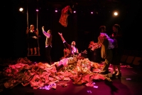 &Omicron;&mu;ά&delta;&alpha; 4frontal - &Alpha;&rho;&iota;&sigma;&tau;&epsilon;&rho;ό&chi;&epsilon;&iota;&rho;&epsilon;&sigmaf; &tau;&eta;&sigmaf; &Nu;&epsilon;&phi;έ&lambda;&eta;&sigmaf; &Mu;&alpha;ϊ&sigma;&tau;&rho;ά&lambda;&eta;