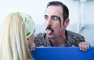 &laquo;&Tau;&Omicron; &Mu;&Iota;&Kappa;&Rho;&Omicron; &Pi;&Omicron;&Nu;&Iota;&raquo; &tau;&omicron;&upsilon; Paco Bezerra &Alpha;&pi;ό &tau;&iota;&sigmaf; 13 &Nu;&omicron;&epsilon;&mu;&beta;&rho;ί&omicron;&upsilon; &sigma;&tau;&omicron; &theta;έ&alpha;&tau;&rho;&omicron; &Alpha;&lambda;&kappa;&mu;ή&nu;&eta;