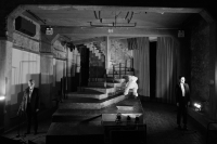 &Kappa;&Omega;&Sigma;&Tau;&Alpha;&Lambda;&Epsilon;&Xi;&Iota;  -  812 Coal Theatre Company &sigma;&epsilon;  &sigma;&kappa;&eta;&nu;&omicron;&theta;&epsilon;&sigma;ί&alpha;  &Kappa;&omega;&nu;&sigma;&tau;&alpha;&nu;&tau;ί&nu;&omicron;&upsilon; &Mu;&omega;&rho;&alpha;ΐ&tau;&eta;