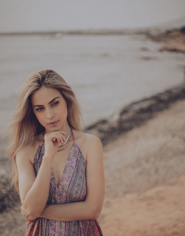 &Sigma;&upsilon;&nu;έ&nu;&tau;&epsilon;&upsilon;&xi;&eta; &tau;&eta;&sigmaf; Έ&phi;&eta;&sigmaf; &Kappa;&iota;&omicron;ύ&kappa;&eta;, &sigma;&tau;&omicron; &theta;&epsilon;&alpha;&tau;&rho;&omicron; gr.