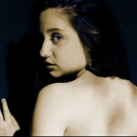 &Epsilon;ί&delta;&alpha;&mu;&epsilon; "&tau;&eta; &Delta;&omicron;ύ&lambda;&alpha;" &sigma;&tau;&eta;&nu; &Alpha;&theta;&eta;&nu;&alpha;ϊ&kappa;ή &Sigma;&kappa;&eta;&nu;ή.