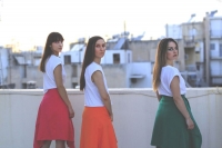 &Epsilon;ί&delta;&alpha;&mu;&epsilon; &tau;&eta;&nu; &pi;&alpha;&rho;ά&sigma;&tau;&alpha;&sigma;&eta; "&Mu;&alpha;&kappa;&rho;ό&kappa;&omicron;&sigma;&mu;&omicron;&sigmaf;" &sigma;&tau;&omicron; &theta;έ&alpha;&tau;&rho;&omicron; 104