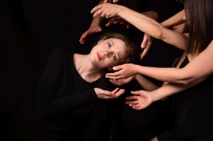 &Theta;ά&lambda;&alpha;&mu;&omicron;&sigmaf; &nu;&omicron;.6 &sigma;&tau;&omicron; &theta;έ&alpha;&tau;&rho;&omicron;  Ά&lambda;&phi;&alpha;.