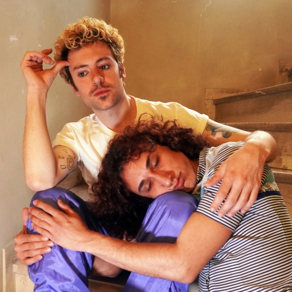 &laquo;&Kappa;&omicron;&nu;&iota;ά&kappa; 0 &alpha;&sigma;&tau;έ&rho;&omega;&nu;&raquo; &sigma;&epsilon; &kappa;&epsilon;ί&mu;&epsilon;&nu;&omicron; - &sigma;&kappa;&eta;&nu;&omicron;&theta;&epsilon;&sigma;ί&alpha; &Gamma;&iota;ά&nu;&nu;&eta; &Phi;&alpha;&sigma;ό&eta;, &alpha;&pi;ό 15 &Alpha;&pi;&rho;&iota;&lambda;ί&omicron;&upsilon; &sigma;&tau;&omicron;&nu; &Pi;&omicron;&lambda;&upsilon;&chi;ώ&rho;&omicron; VAULT